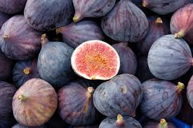 What Does Fig Smell Like? A Guide to This Unique and Captivating Scent