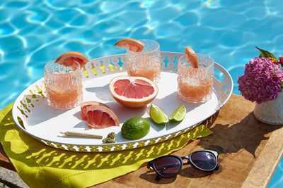 Floating Candle Centerpieces to Set the Mood at Pool Parties