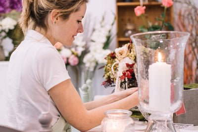 Perfect Candle Scents for a Romantic Bridal Shower