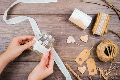 DIY Bridal Shower Favors: Personalized Scented Candles