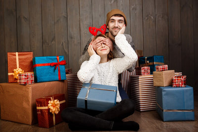 40 Best Unisex Gift Ideas That Everyone Will Love