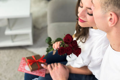 Mother’s Day Gift Ideas for Wife: Thoughtful & Romantic