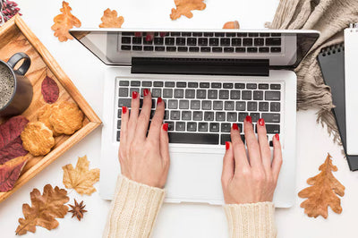 Fall 2025 WFH Ideas: Cozy Desk Setups & Autumn Office Decor